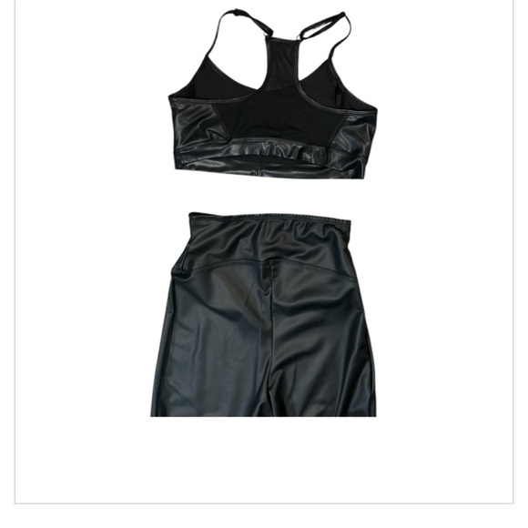 Authentic DKNY black bralet sz M with matching Yummie black leggings as S - Picture 4 of 9